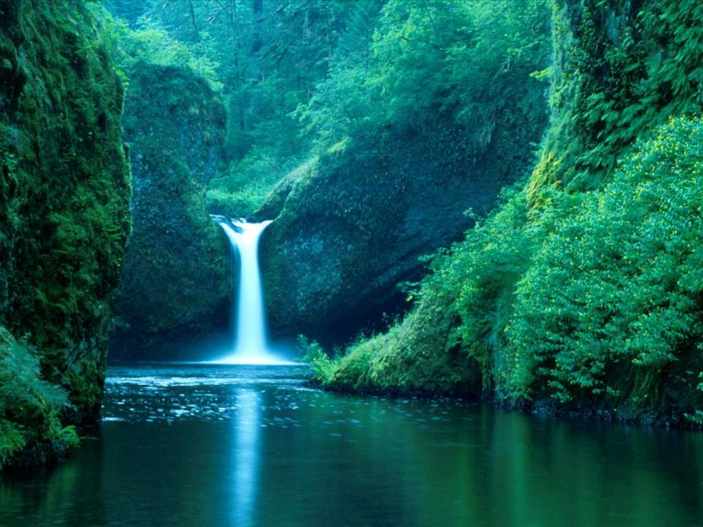 Punch Bowl Falls_ Columbia River_ Oregon.JPG