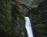 waterfall004.jpg