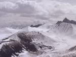 MOUNTAIN.JPG