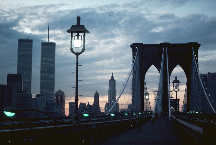 Photo of the Brooklyn Bridge in New York