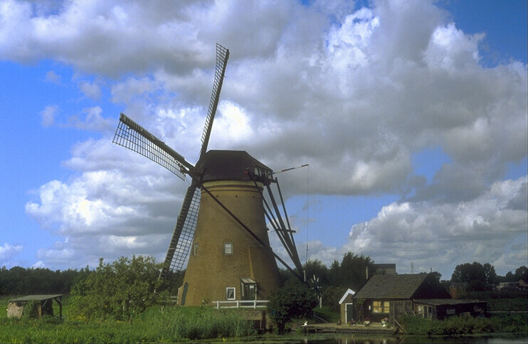 Picture of the mill in the Netherlands