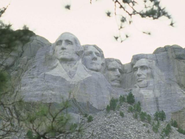 RUSHMORE.JPG