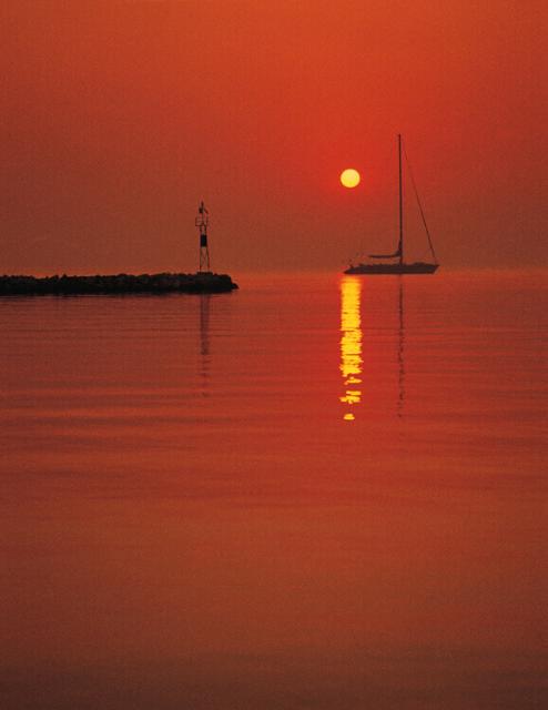 SUNSET3.JPG