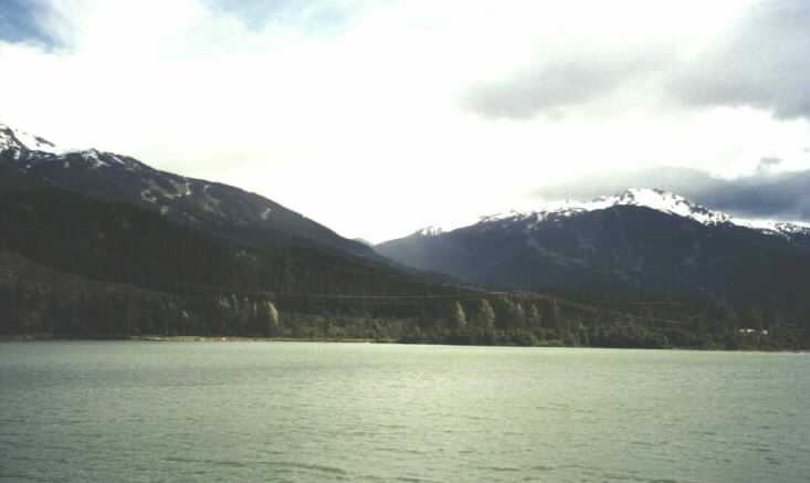 LAKE2.JPG