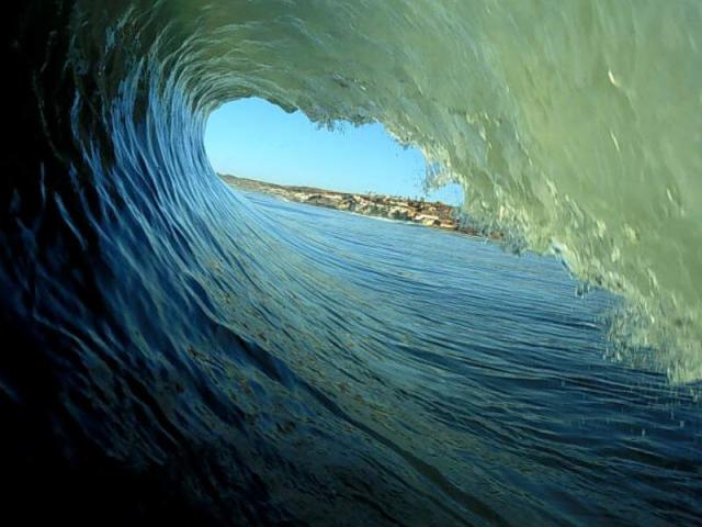 WAVES.JPG