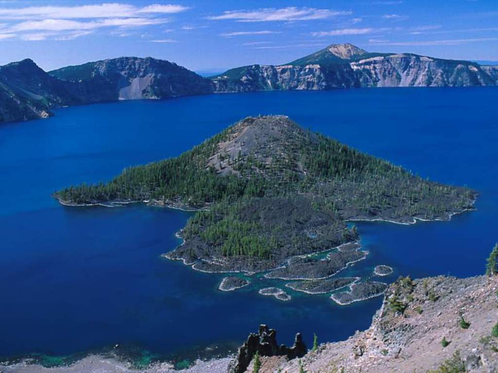 Wizard Island_ Crater Lake National Park_ Oregon.JPG