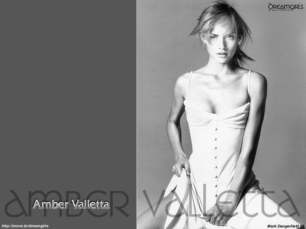amber_valletta_5.jpg