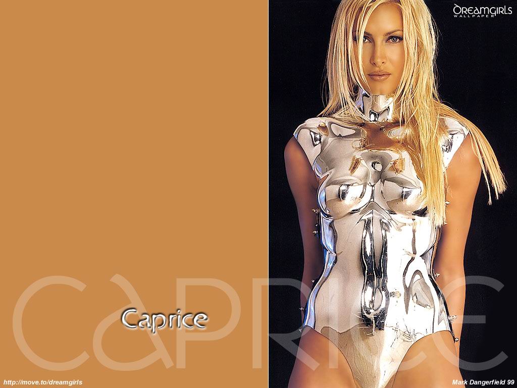 caprice_bourret_43.jpg