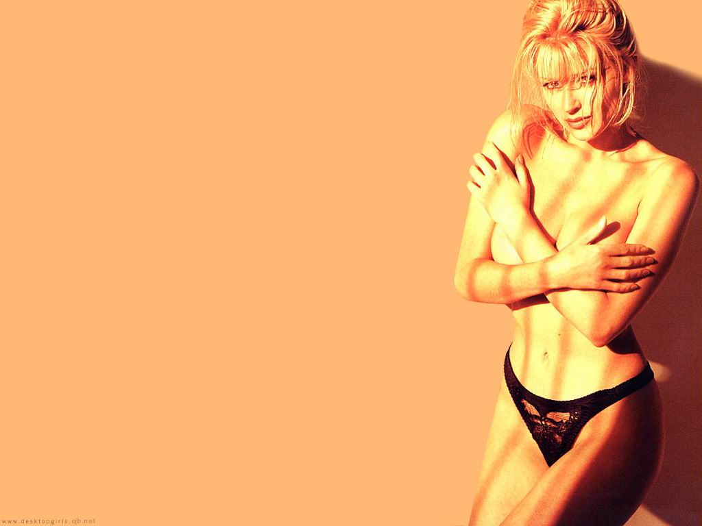 dannii_minogue_2.jpg