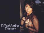 tiffani_amber_thiessen_2.jpg