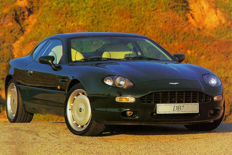 aston martin DB7_7.JPG