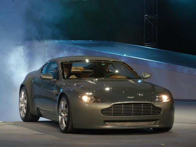 astonmartin_1024x768_8.jpg