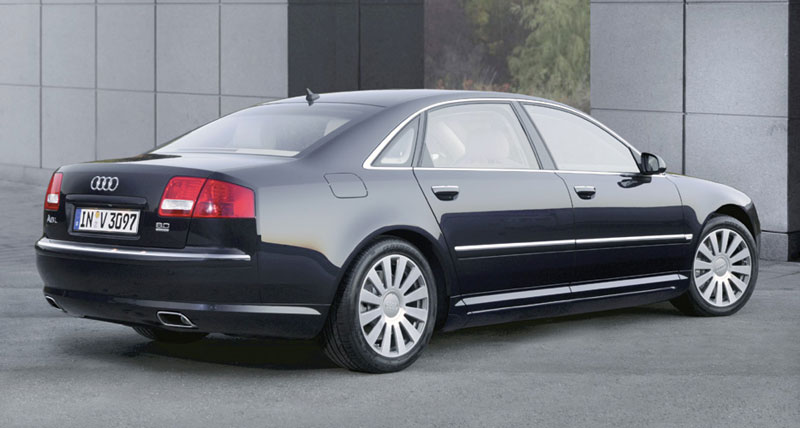 Audi A8 W12_2.jpg