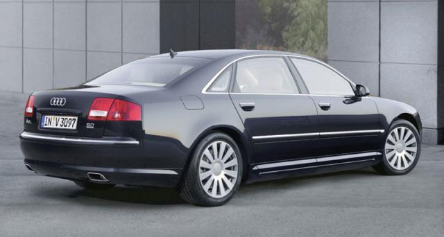 Audi A8 W12_2.jpg