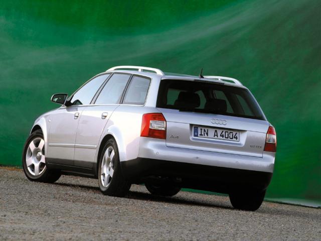 AUDI_A4_Avant _2001__3.jpg