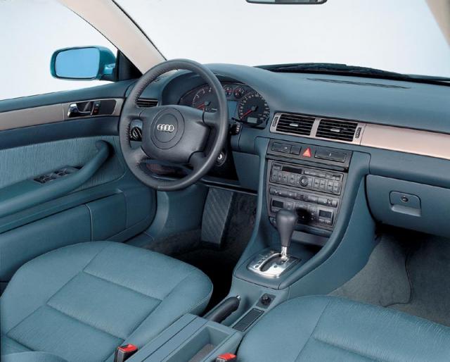 AUDI_A6 _1997__10.jpg