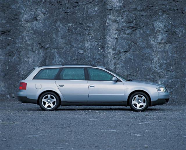 AUDI_A6 Avant _1998__1.jpg