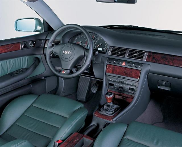 AUDI_A6 Avant _1998__8.jpg