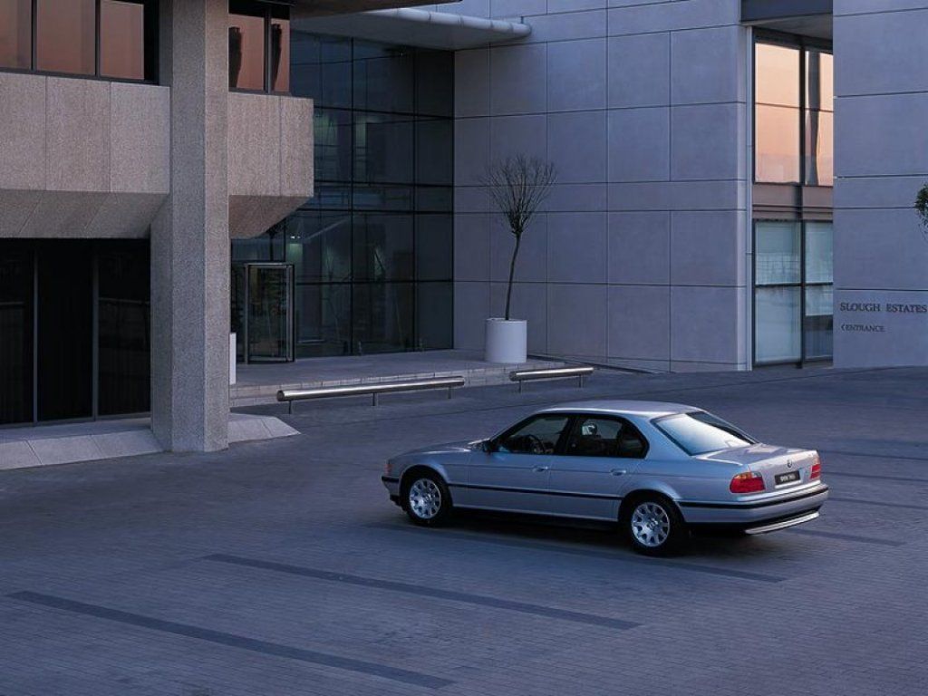 bmw_1024x768_54.jpg