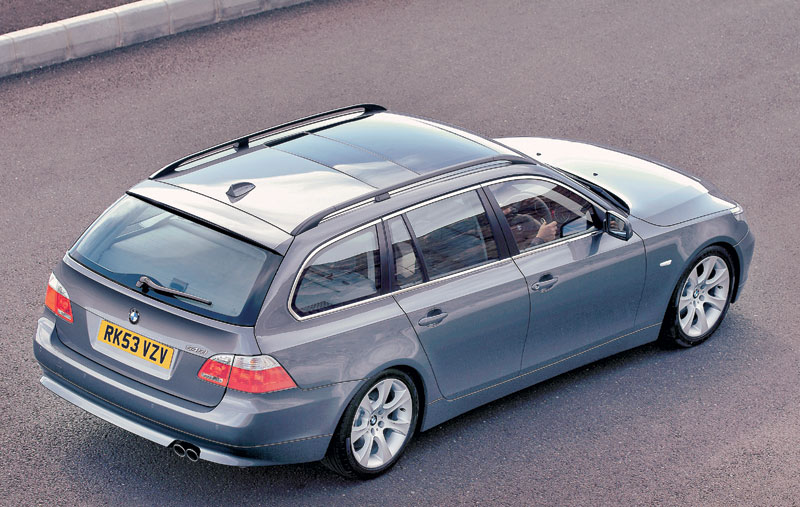 BMW_5series_Touring_3.jpg