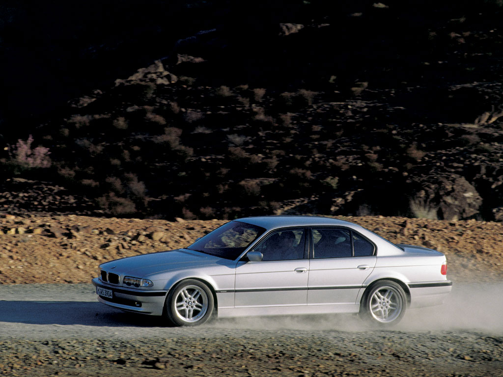 bmw_7-series_1124.jpg