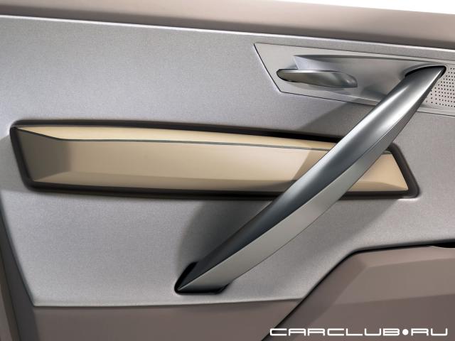 BMW_xActivity_1600_01.jpg