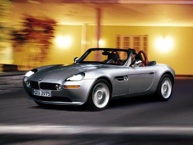 bmw_z8_05.jpg