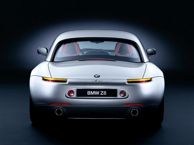 BMW_Z8_download_07.jpg