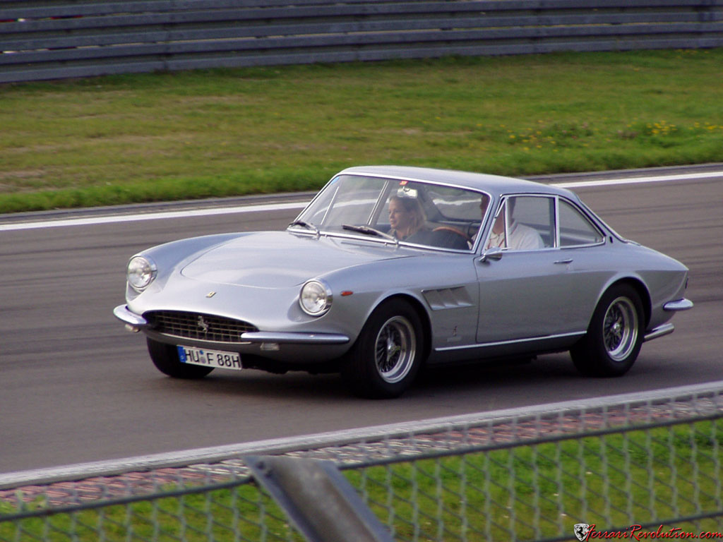 Ferrari 330_1024_1.jpg