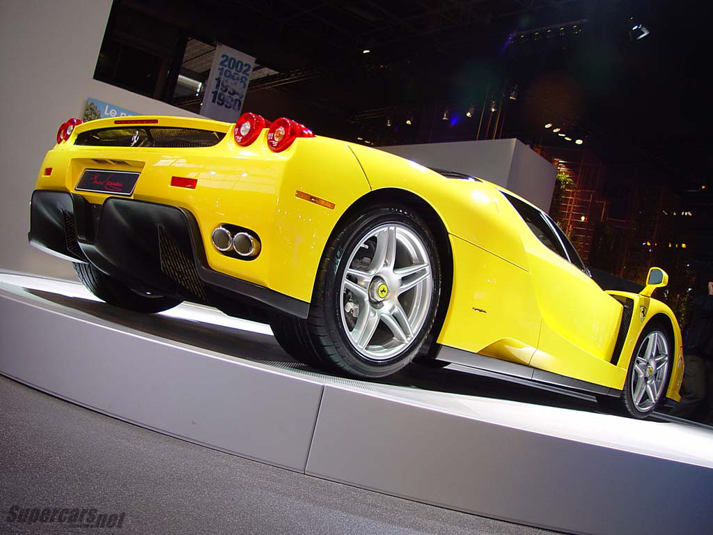 Ferrari Enzo_1024_3.jpg