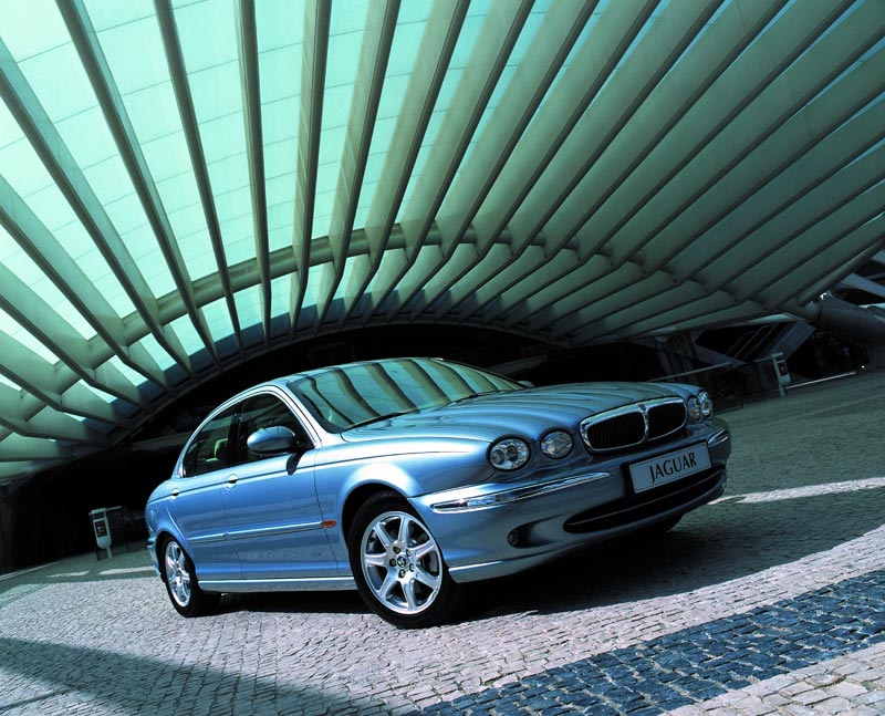 Jaguar X4_2L_17-.jpg