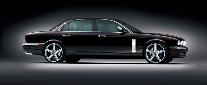 Jaguar XJ LWB_3.jpg