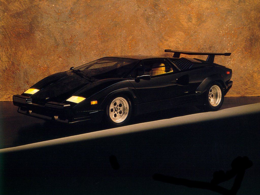Lamborghini Countach_1024_04.jpg