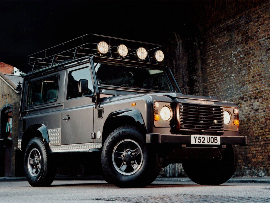 land-rover_Defender_096.jpg