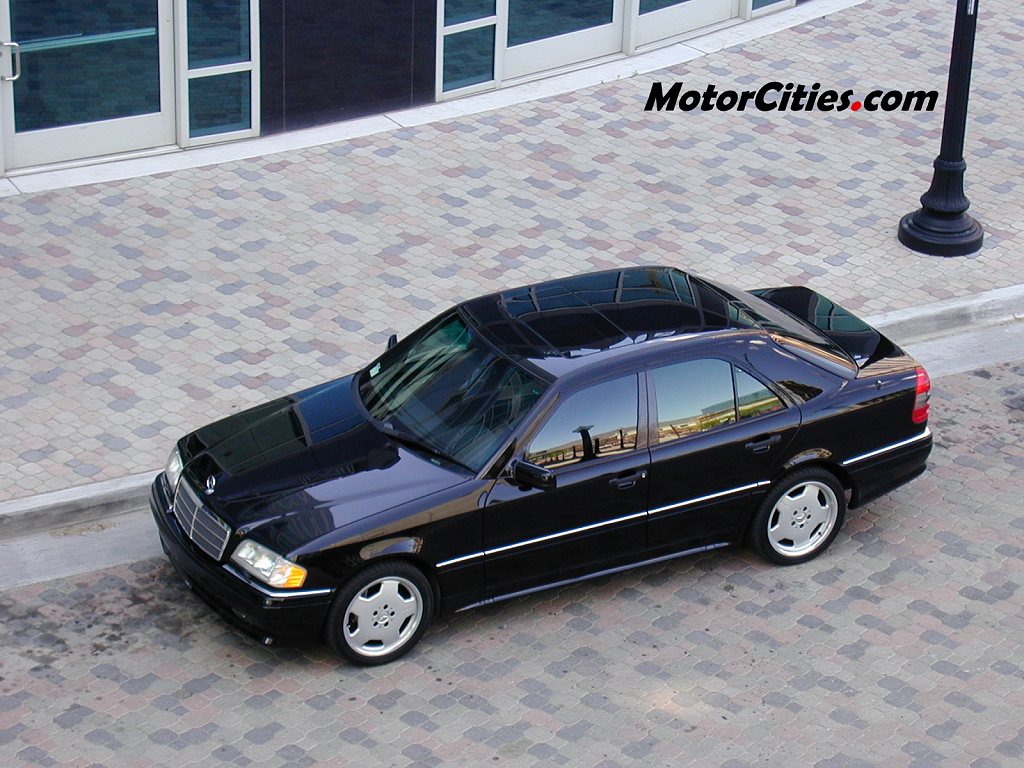 MERCEDES-BENZ AMG C-36 BLACK .jpg