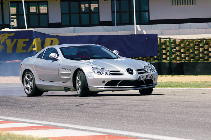 Mercedes-Benz SLR McLaren_15.jpg