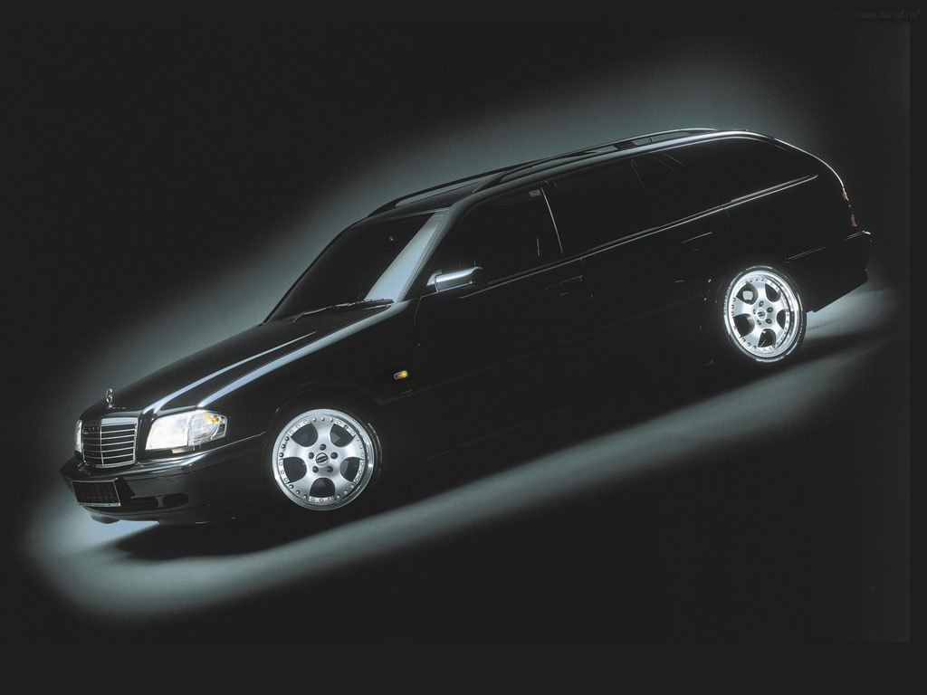 Mercedes_Benz_1J4O3D07.JPG