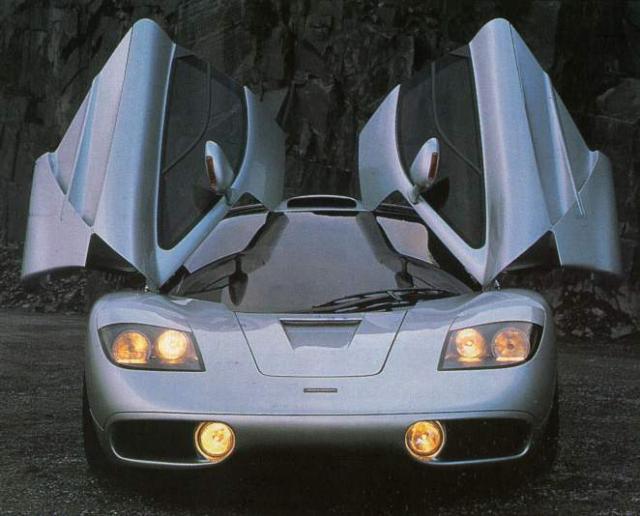 Mercedes_Benz_MCF1_1.JPG