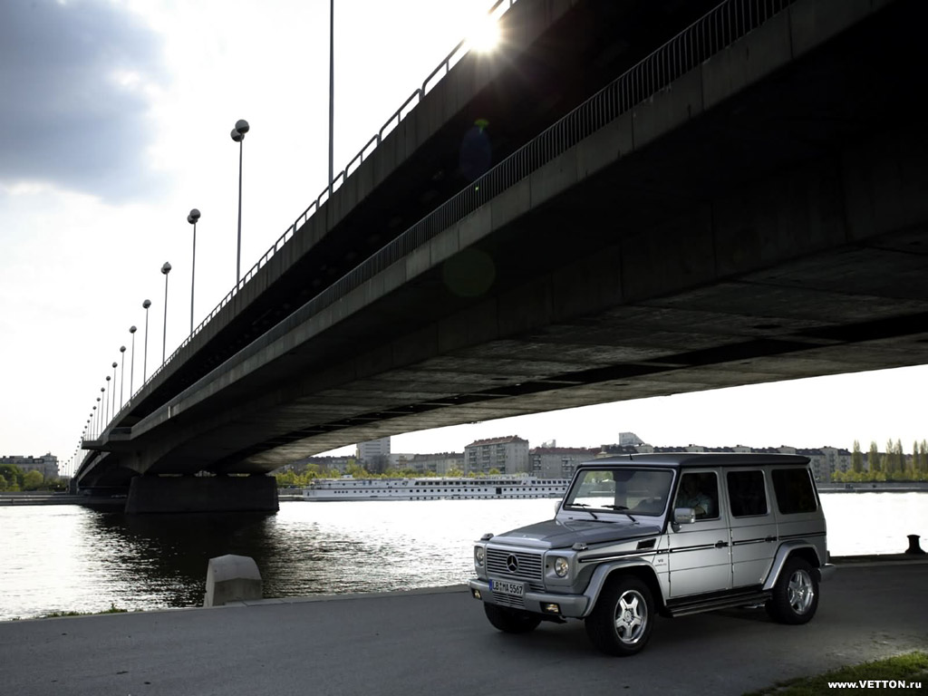 Mercedes-Benz  954_1024_001.jpg