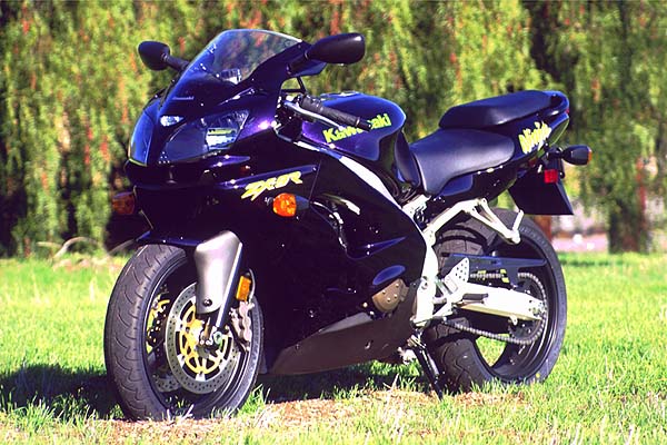 Kawasaki_ZXR.jpg