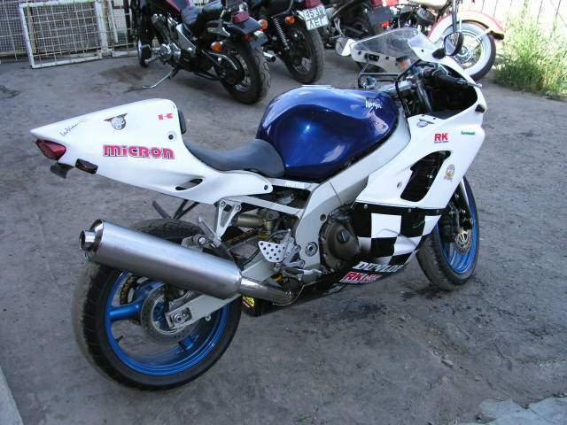 zx9r1l.jpg