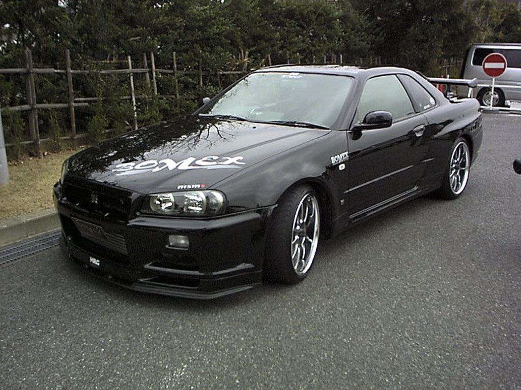 nissan_1024x768_4.jpg