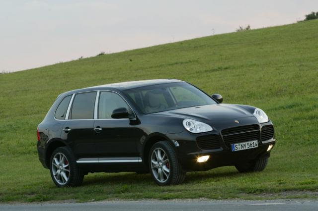 Porsche Cayenne Turbo_4.jpg