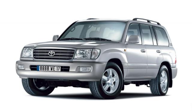 Toyota Land Cruiser 100.jpg