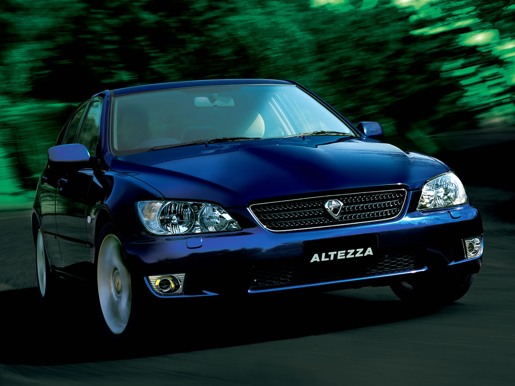 toyota_altezza_1024x768_3.jpg