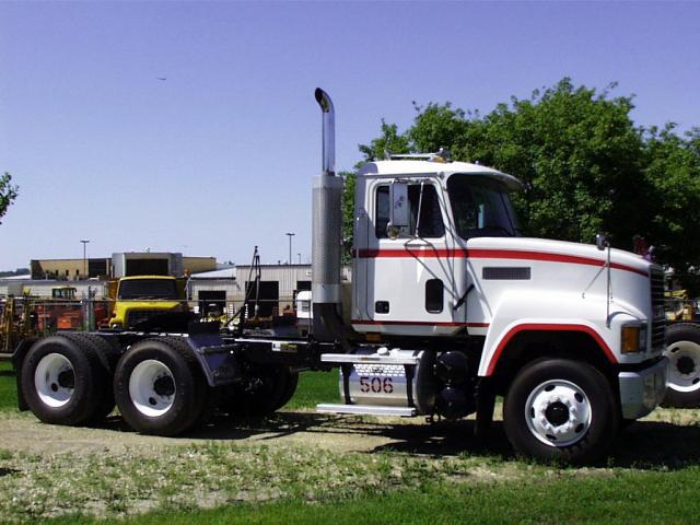 TRUCK001.JPG