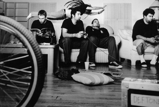 DEFTONES.JPG