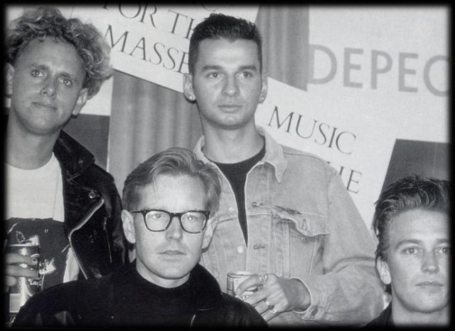 Участники группы  depeche mode на пресс конференции по поводу выхода альбома music for the masses