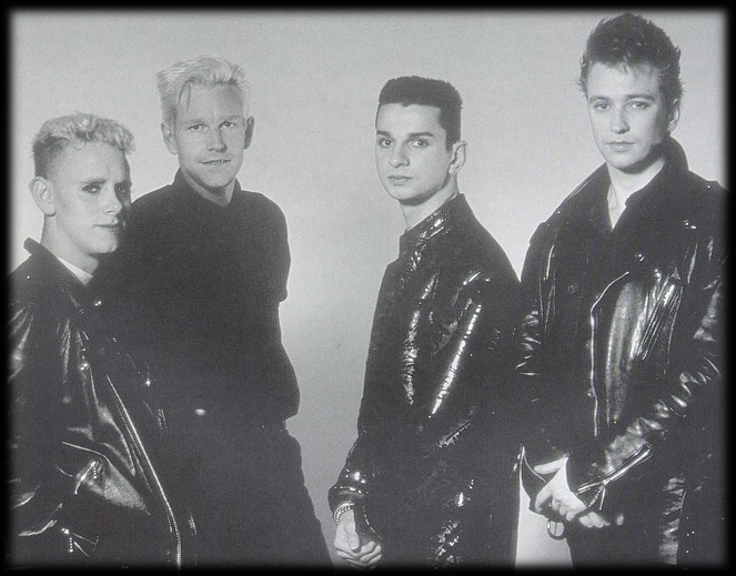 Фото участников группы  depeche mode в кожаных куртках