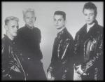 Фото участников группы  depeche mode в кожаных куртках